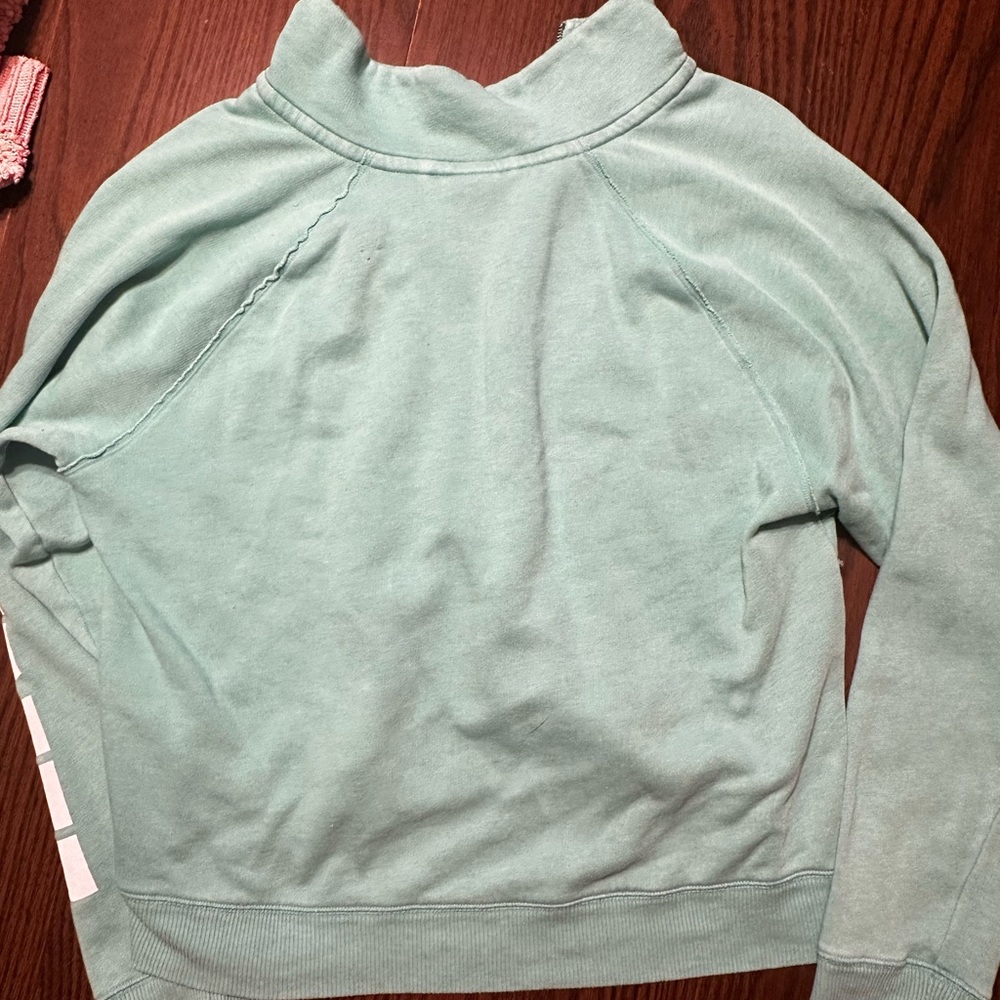 Victoria’s Secret PINK Crop Pullover - Picture 3 of 3